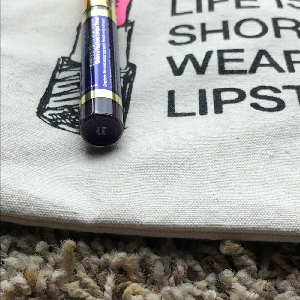 Senegence eyeshadow